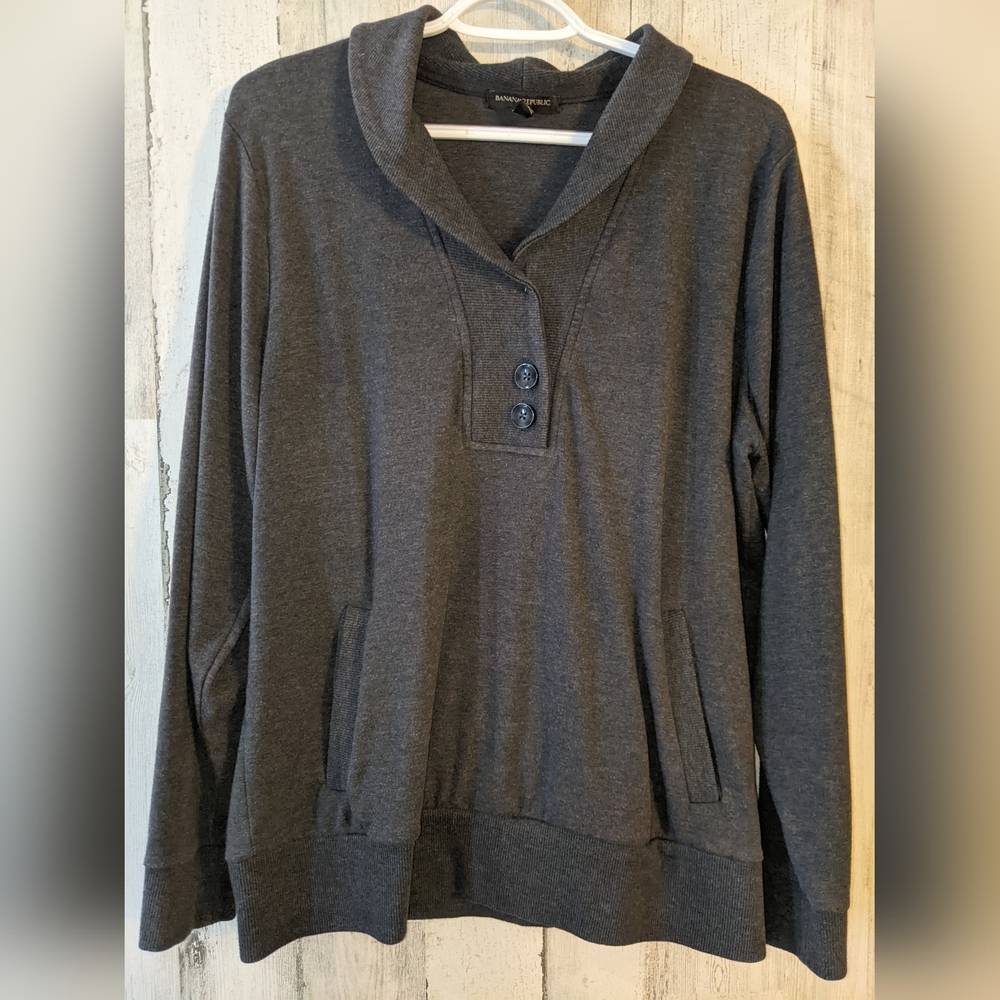 Banana Republic Dark Gray Sweater